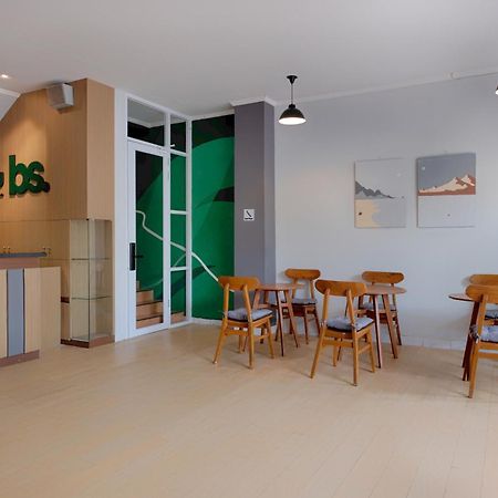 Hubs Hostel Yogyakarta Dış mekan fotoğraf
