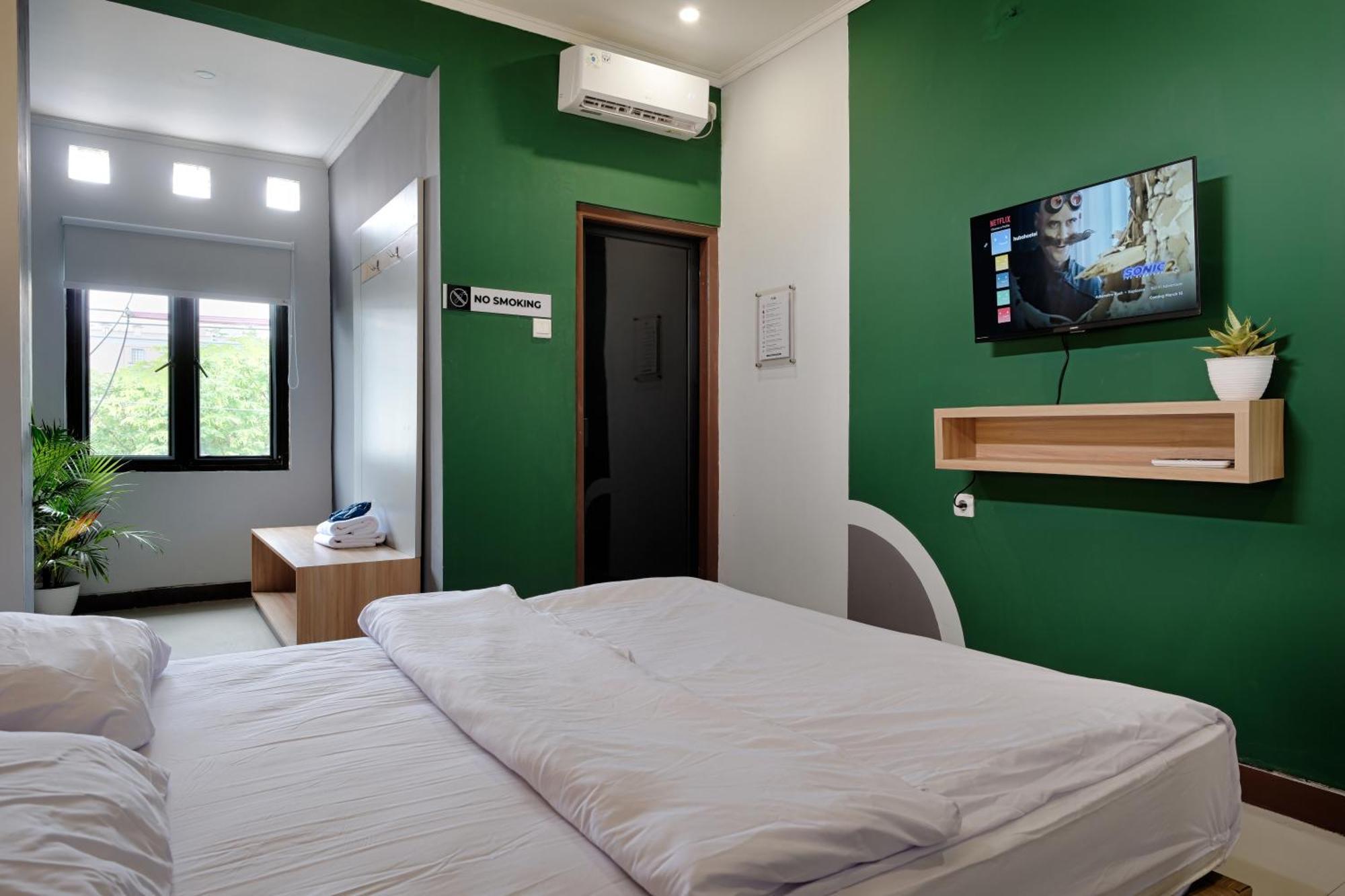 Hubs Hostel Yogyakarta Dış mekan fotoğraf