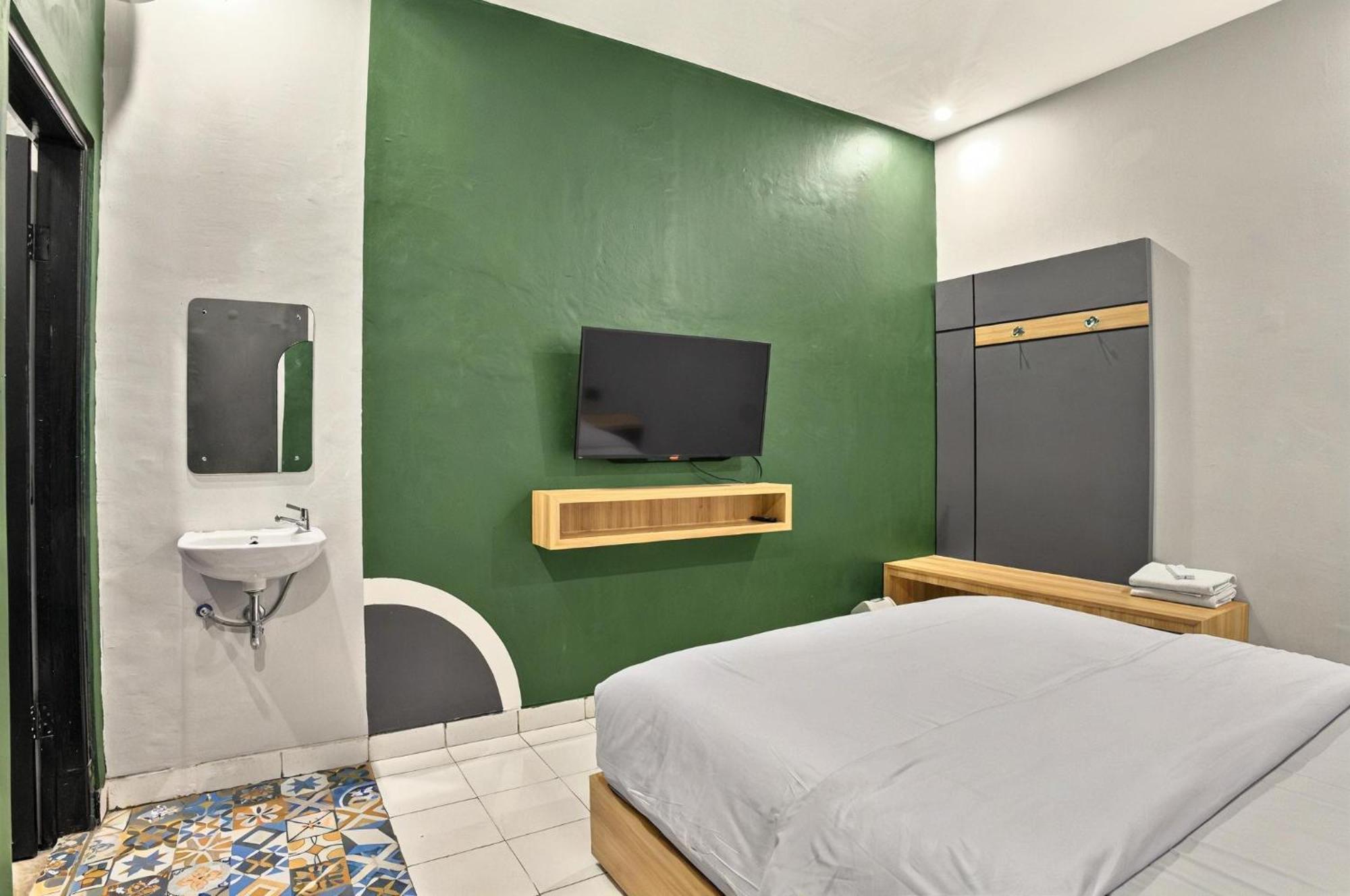 Hubs Hostel Yogyakarta Dış mekan fotoğraf